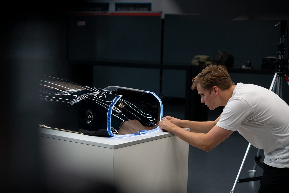 Bild studentische Arbeit: ‚Mercedes Benz Zooming Twenties‘ von Tim Bormann
